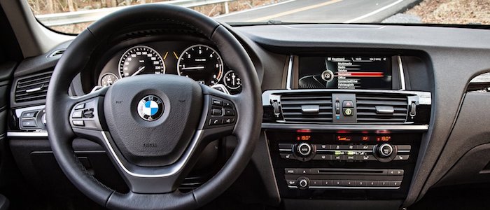 ویژگی‌های سرگرمی در ماشین BMW X3
