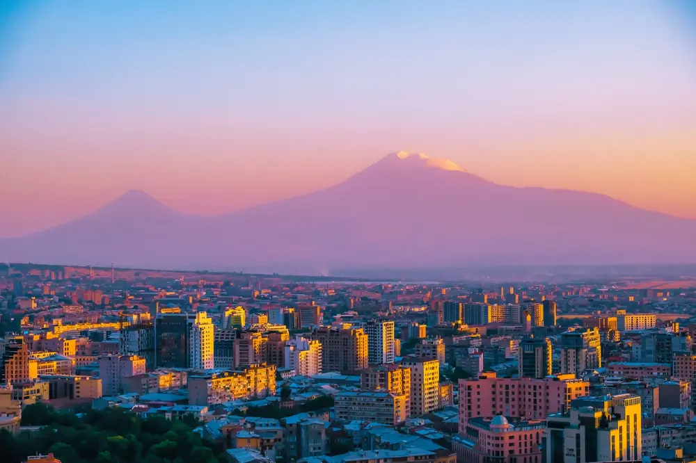 راهنمای کامل مسیر تهران تا ایروان