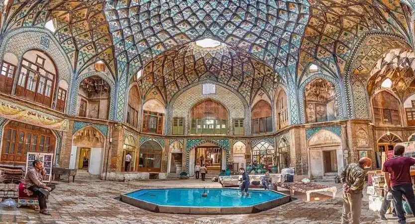 کاشان گردی در یک روز- بازار سنتی کاشان
