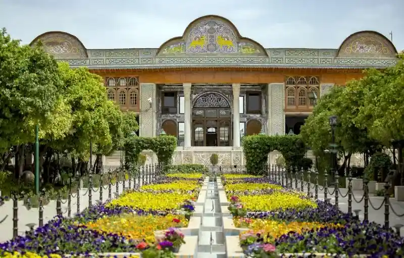 11. جاهای دیدنی فرهنگی و موزه‌ای شیراز _ موزه نارنجستان قوام