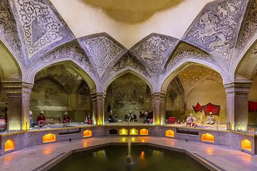 3. جاهای دیدنی تاریخی شیراز در تابستان _ حمام وکیل