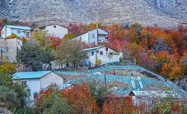 جاهای دیدنی روستای واریش- باغ‌های بالادست واریش
