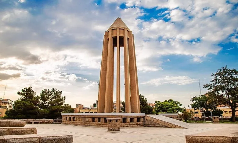 5. معرفی جاهای تاریخی و فرهنگی _ آرامگاه بوعلی سینا