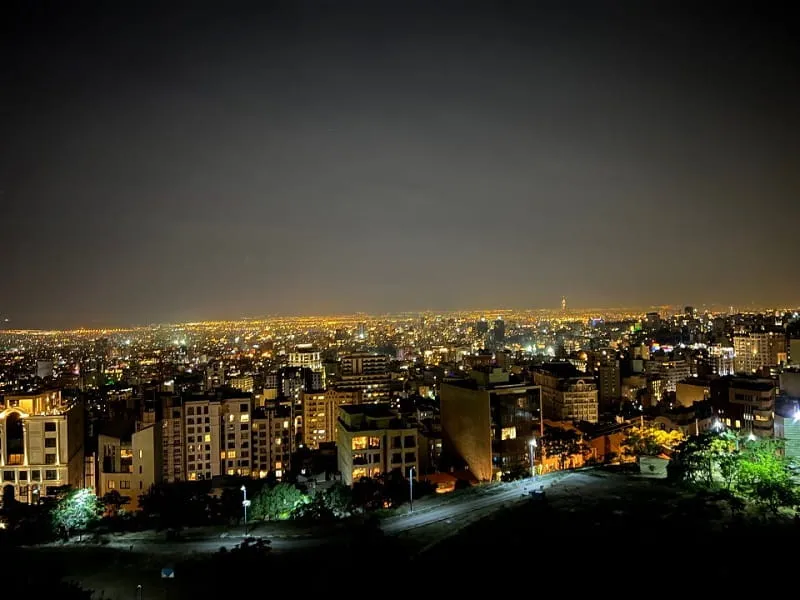 بام های غرب تهران در شب- بام بوکان