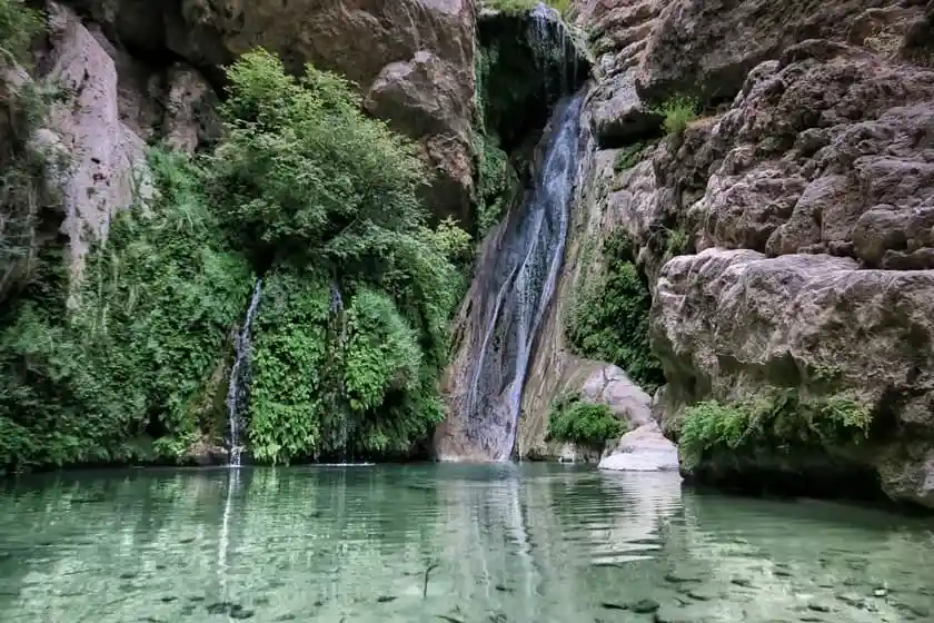 3. جاهای طبیعی و خنک اطراف شیراز برای تابستان _ تنگ رغز