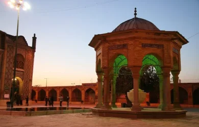 دیدنی های قزوین در یک روز معرفی جاهای تاریخی، پاساژ ها و نمایشگاه های قزوین